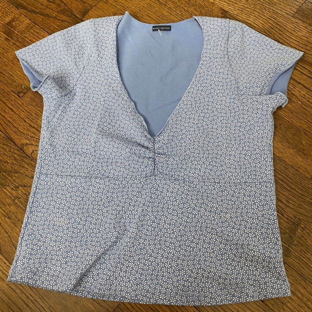 brandy melville blue and white flower crop top